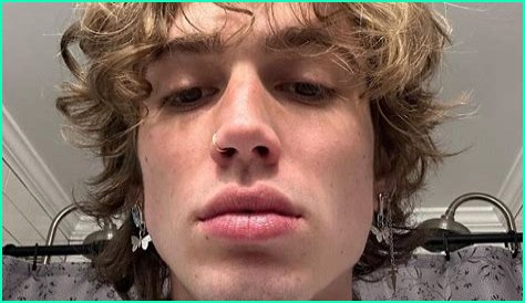 Vinnie Hacker Idade, Namorada, biografia, Altura, Wikipedia, Esposa, Gay, Fortuna, Família